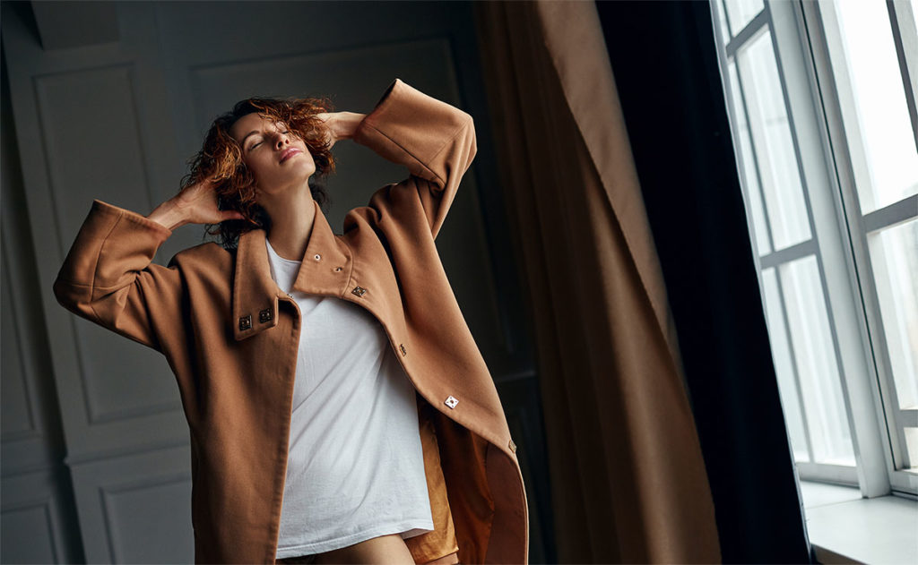 Рыжая возле окна, кайф в голове Кайф в голове